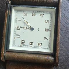 Vintage travel clock