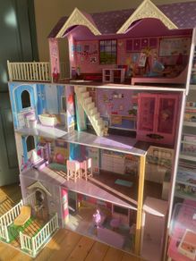 barbie doll house