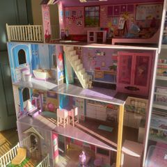 barbie doll house