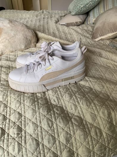 Puma Mayze platform trainer in white and oatmeal size 42 ( uk 8)