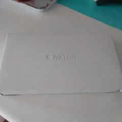 Apple Watch empty box
