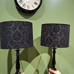 2 table lamps & ceiling lamp shade