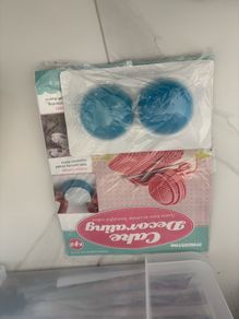 Cake Decorating and sugar craft