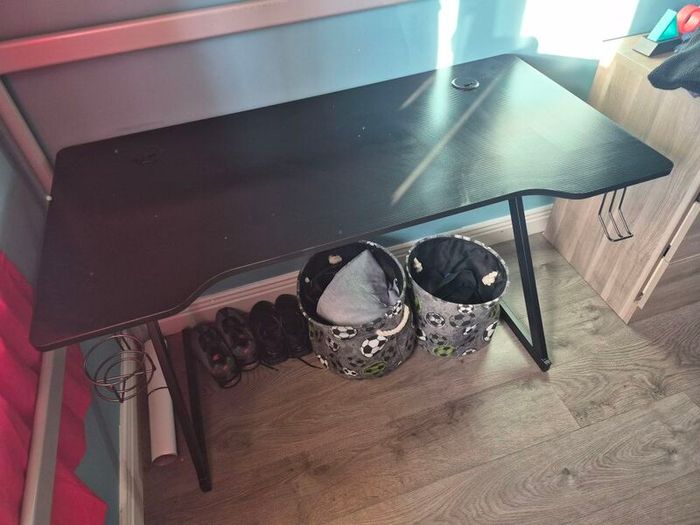 gaming desk