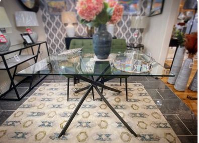 Dining Table & 4 Chairs