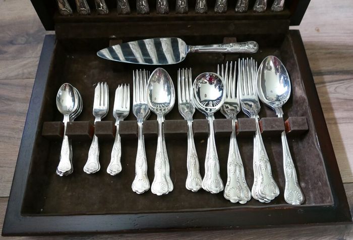 Antique Cutlery Set Sheffield