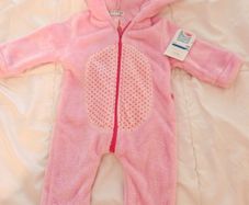 NEW with tags 3-6 months velour jumpsuit (New, french label)
