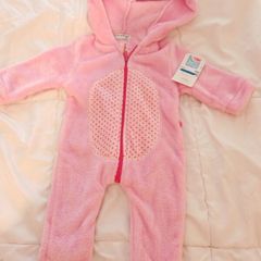 NEW with tags 3-6 months velour jumpsuit (New, french label)
