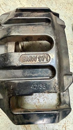 BMW E60 E61 M5 front and rear caliper kit with discs