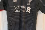 kids Liverpool jersey boys size large