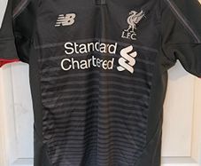kids Liverpool jersey boys size large