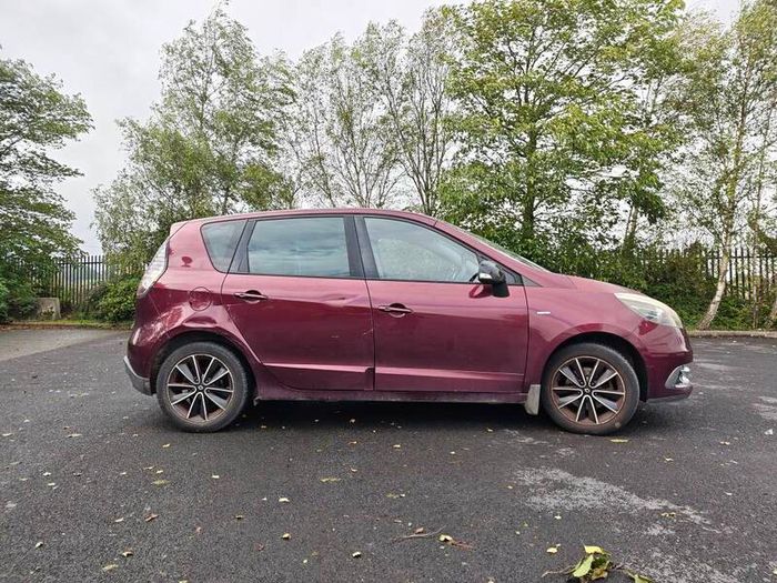 2012 Renault Scenic