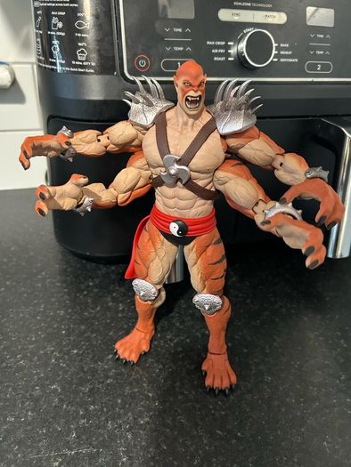 Storm collectibles Mortal Kombat Kintaro