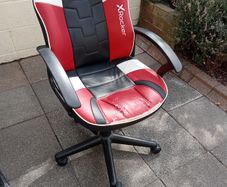 Gaming chair