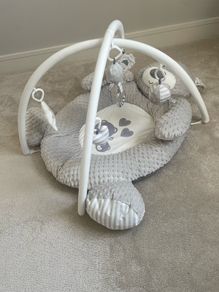 Baby gym mat