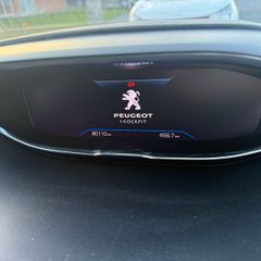 2022 Peugeot 5008