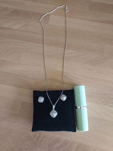 Silver jewellery set (never worn)