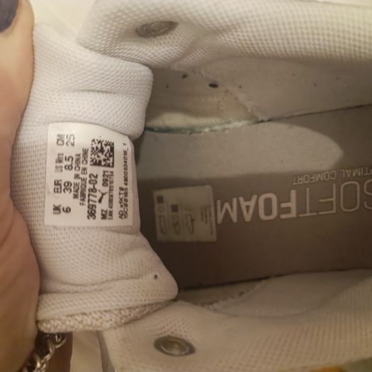 Puma White Runners size 6