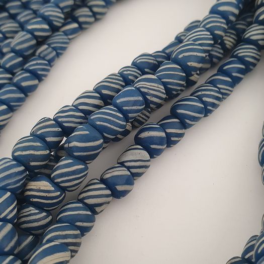 Vintage African Style White Stripe Blue 7mm -8mm Glass Beads Necklace Strand