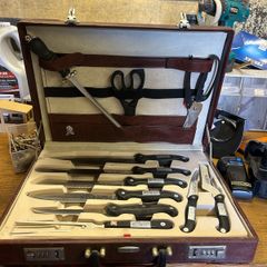 Knife set