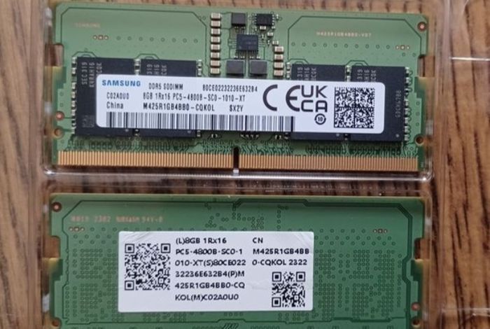 2 X Samsung 8GB DDR5 Laptop Memory RAM