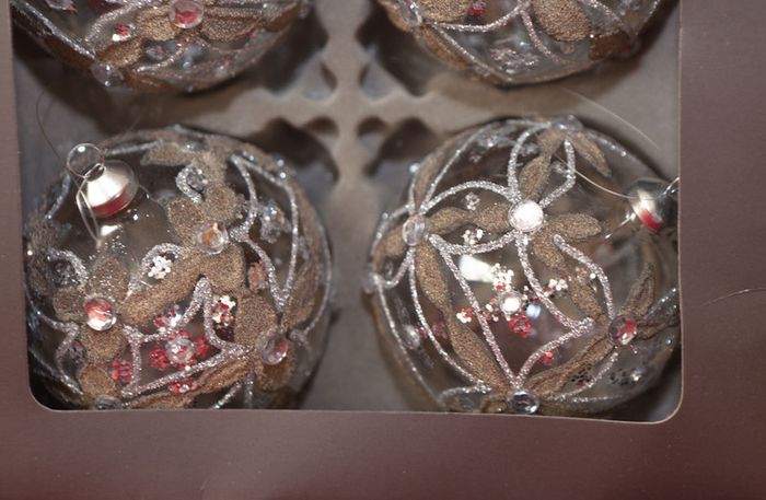 4 X Christmas Tree Decorations with Glitter