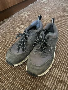 Steel toe shoes