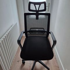 Desk chair