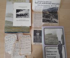 Blasket Islands, Co. Kerry (na Blascaodai) lot 2 x books & 'Abairti an Lae' & Irish Press newspaper clipping 1946 FREEPOST