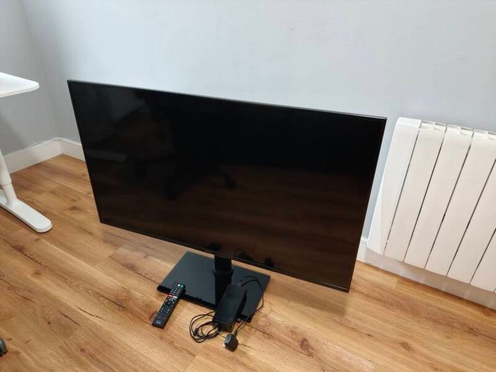 Sony Bravia 49 inches 4K HDR Android Smart TV with Pivoting Glass Stand