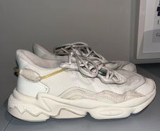 Beige Ozweegos