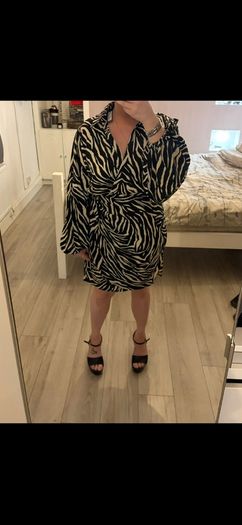 BNWT plus zebra print blouson sleeve wrap dress