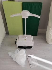 Air ironing and dryer for tops and shirts