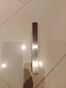 Kitchen cabinet and drawer handles