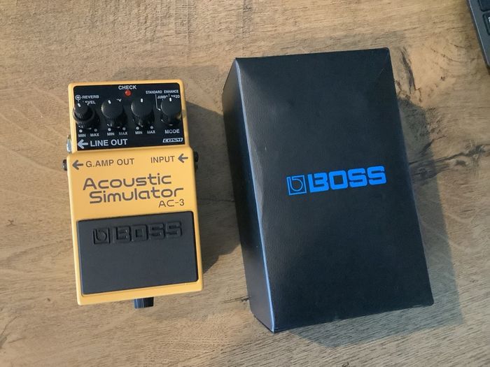 Boss AC-3 Acoustic Simulator box