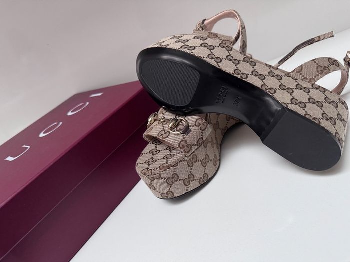Gucci high sandals size 37 half