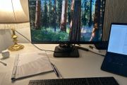 AOC 24E1Q 24 Inch IPS Full HD Monitor Height Adjustable