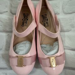 Ferrogamo girls flat size1