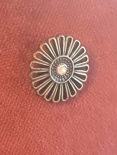 Flower CZ earrings