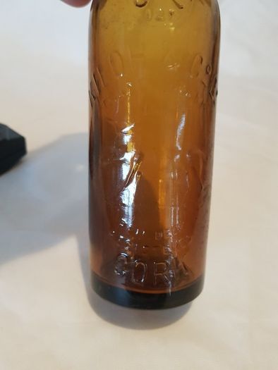 kiloh and co ltd ,,bottle cork prefect condition collectors item,buyer collects or pays postage thank you ,sold as is,