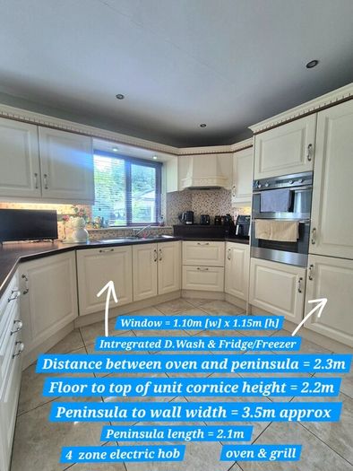 Kitchen & Dresser WITH appliances
