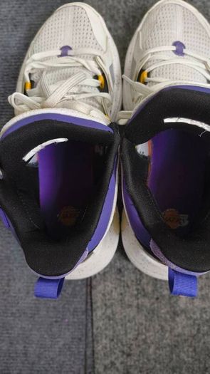 Basketball trainers for older boys