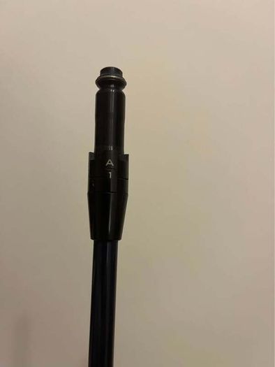 Fujikura Ventus VeloCore golf shaft with Lamkin grip