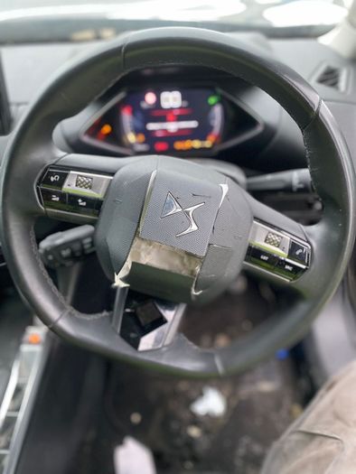 2022 Citroen DS3 Crossback Breaking for Parts