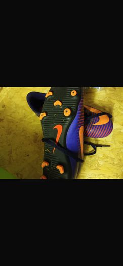 Football boots, size 4