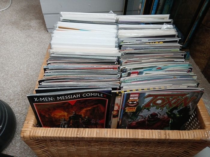 300+ marvel comics