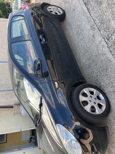 Motor car