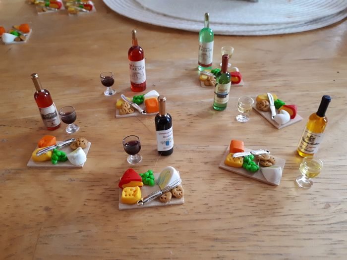Miniature cheeseboard + wine - dolls house accessories