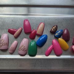 Random nails