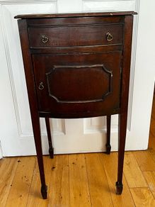 Mahogany bedside cabinet